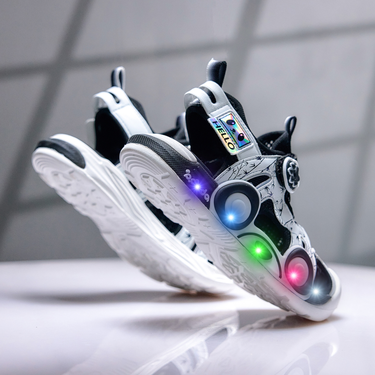 Kids Panda Cartoon Light Up Ca - Velcro Strap Sandal recension och pris