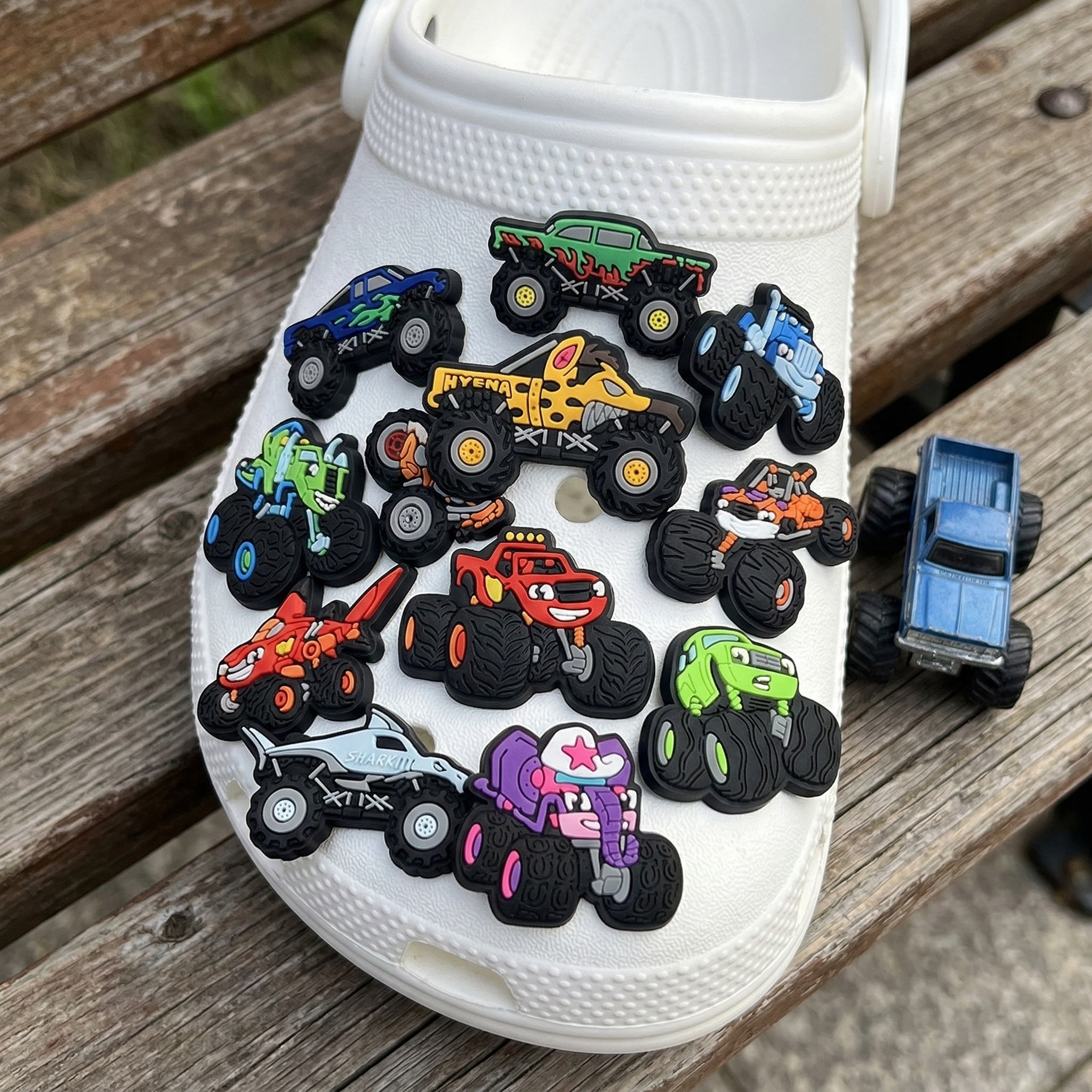 11Pcs Cars Cartoon Shoe Charms - Men'S Shoes Crocs recension och pris